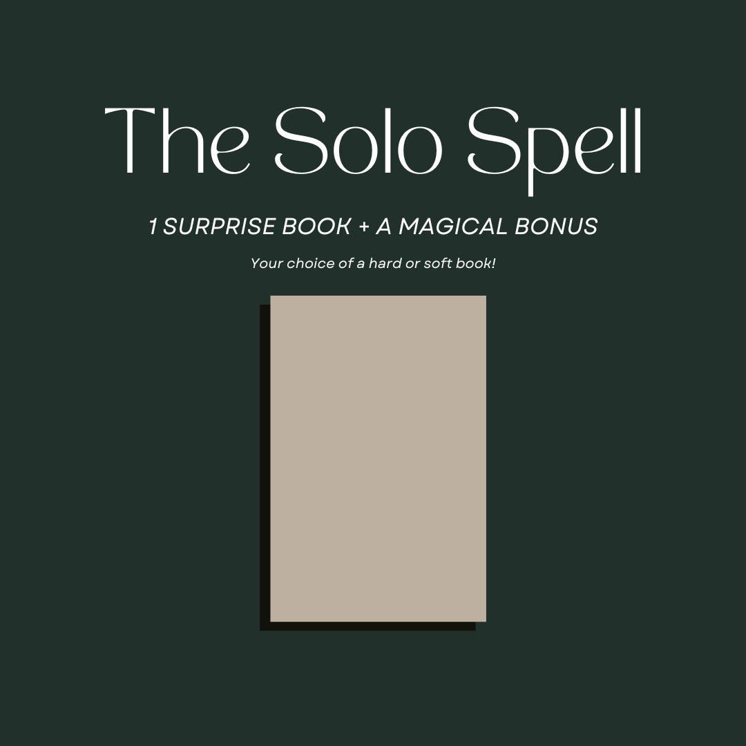 The Solo Spell box featuring 1 surprise fantasy romance book and a magical bonus gift.